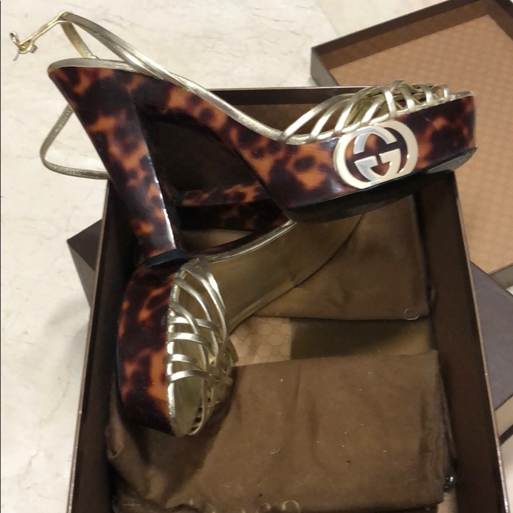 Gucci tortoise platform sandals